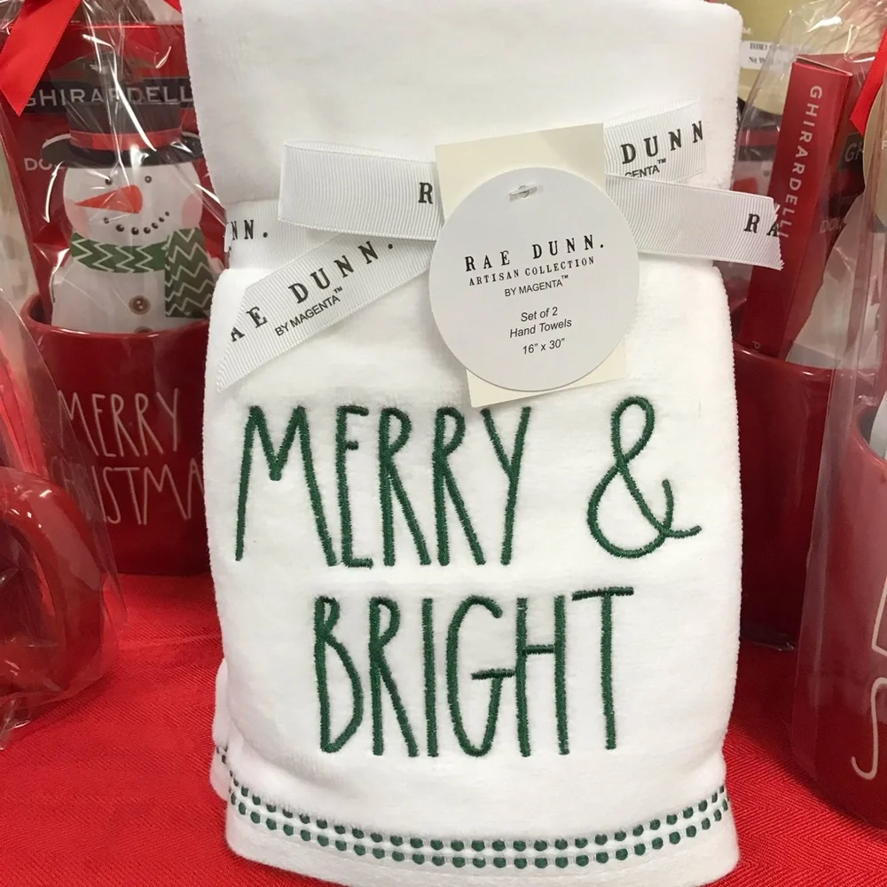 Rae Dunn Merry & Bright Hand Towels